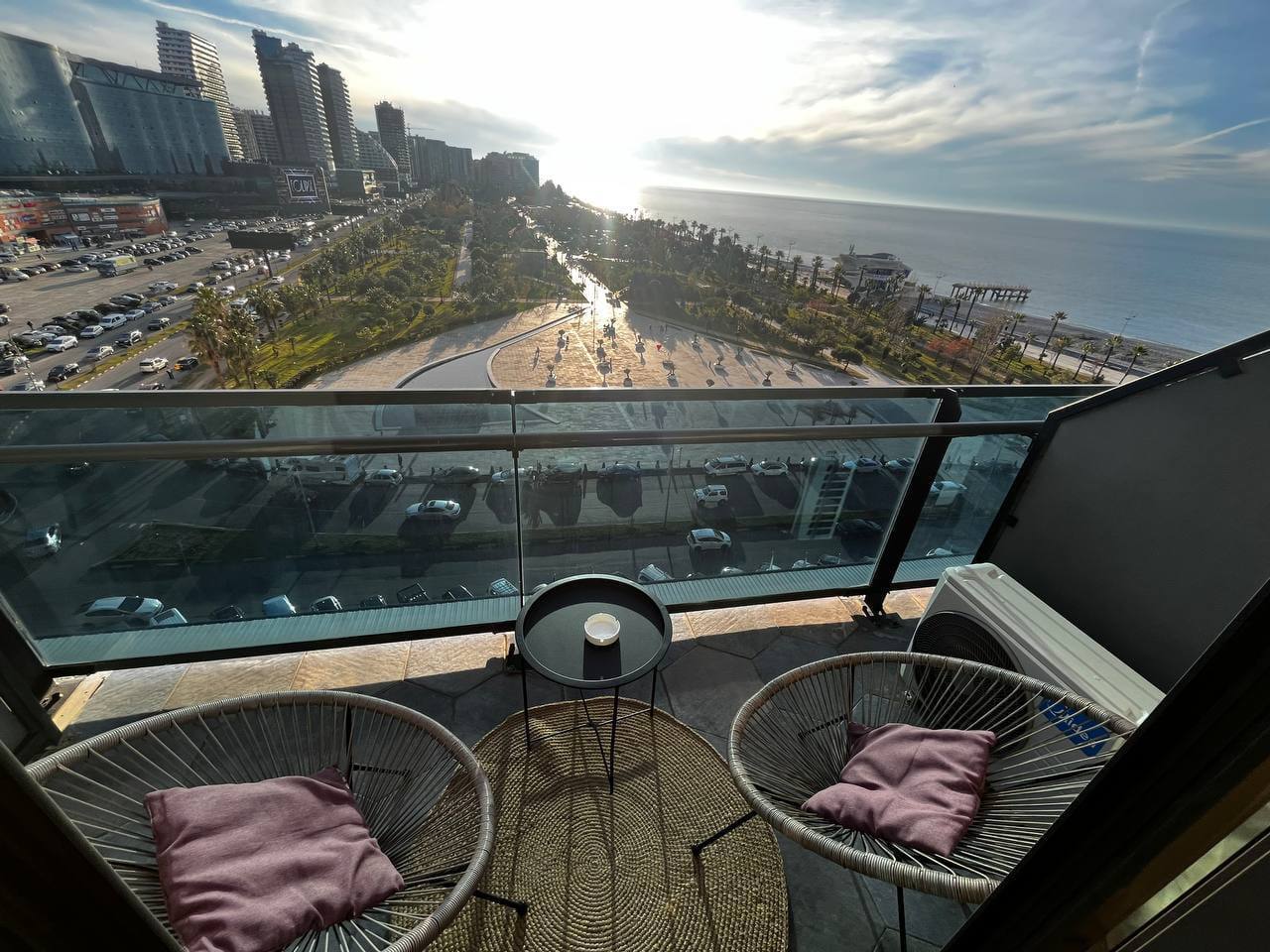Studio apartment in Orbi Beach Tower with a view of the sea — Photo 2