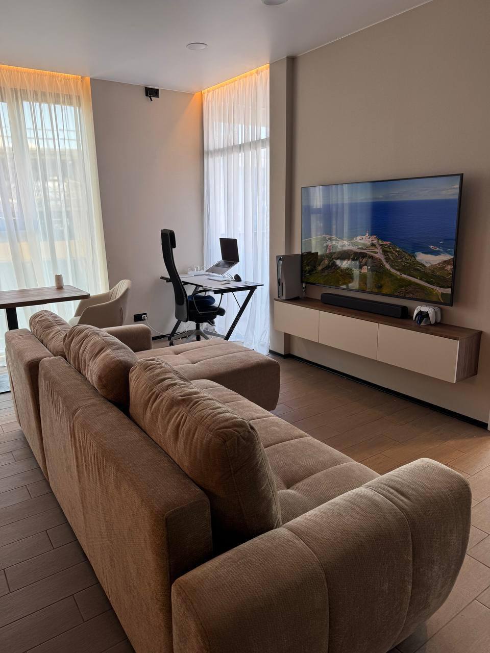 Дизайнерская квартира 2+1 в Black Sea Towers