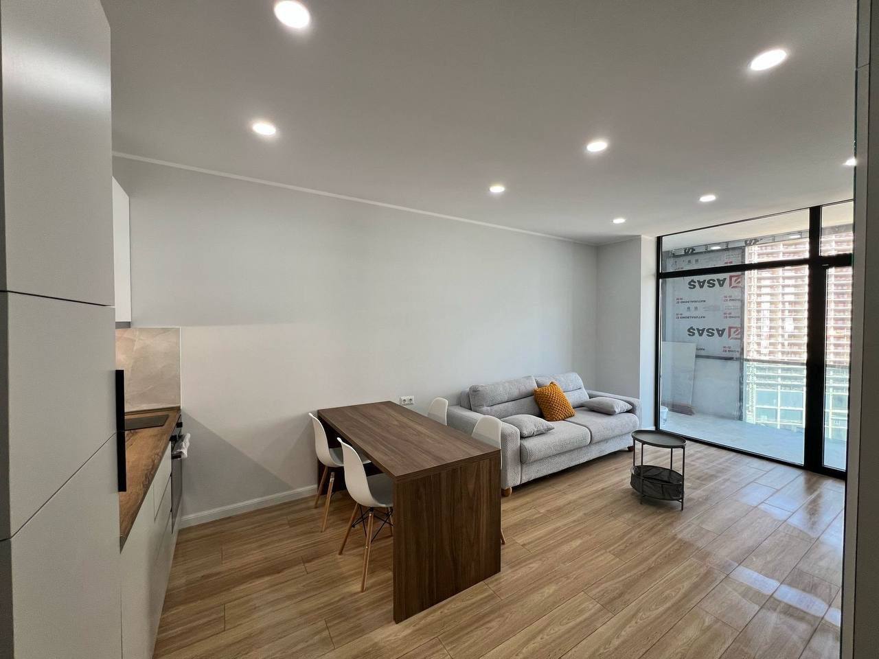 Готовая студия в Bagrationi Residence