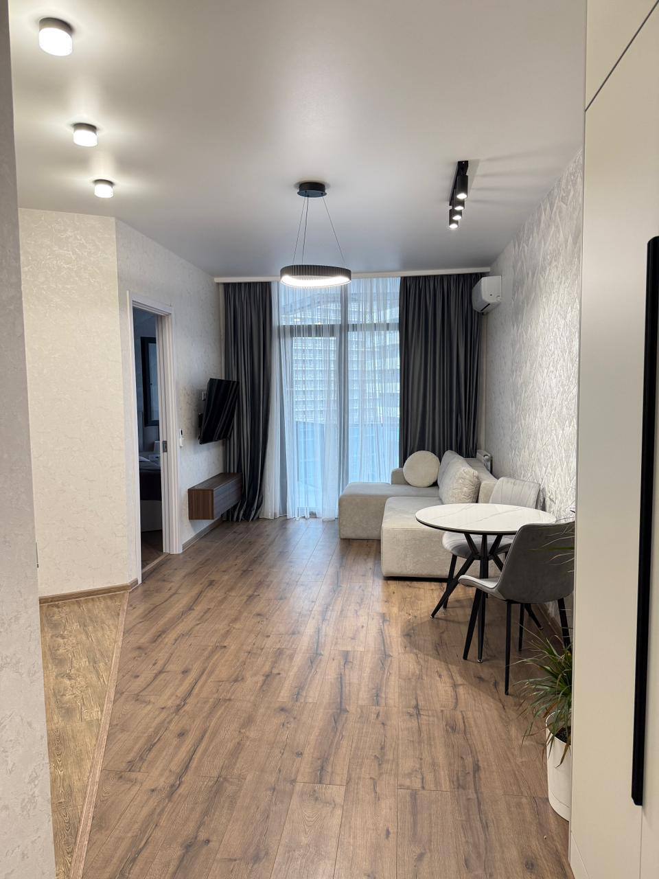 1+1-Wohnung in der Bagrationi Residence in Batumi