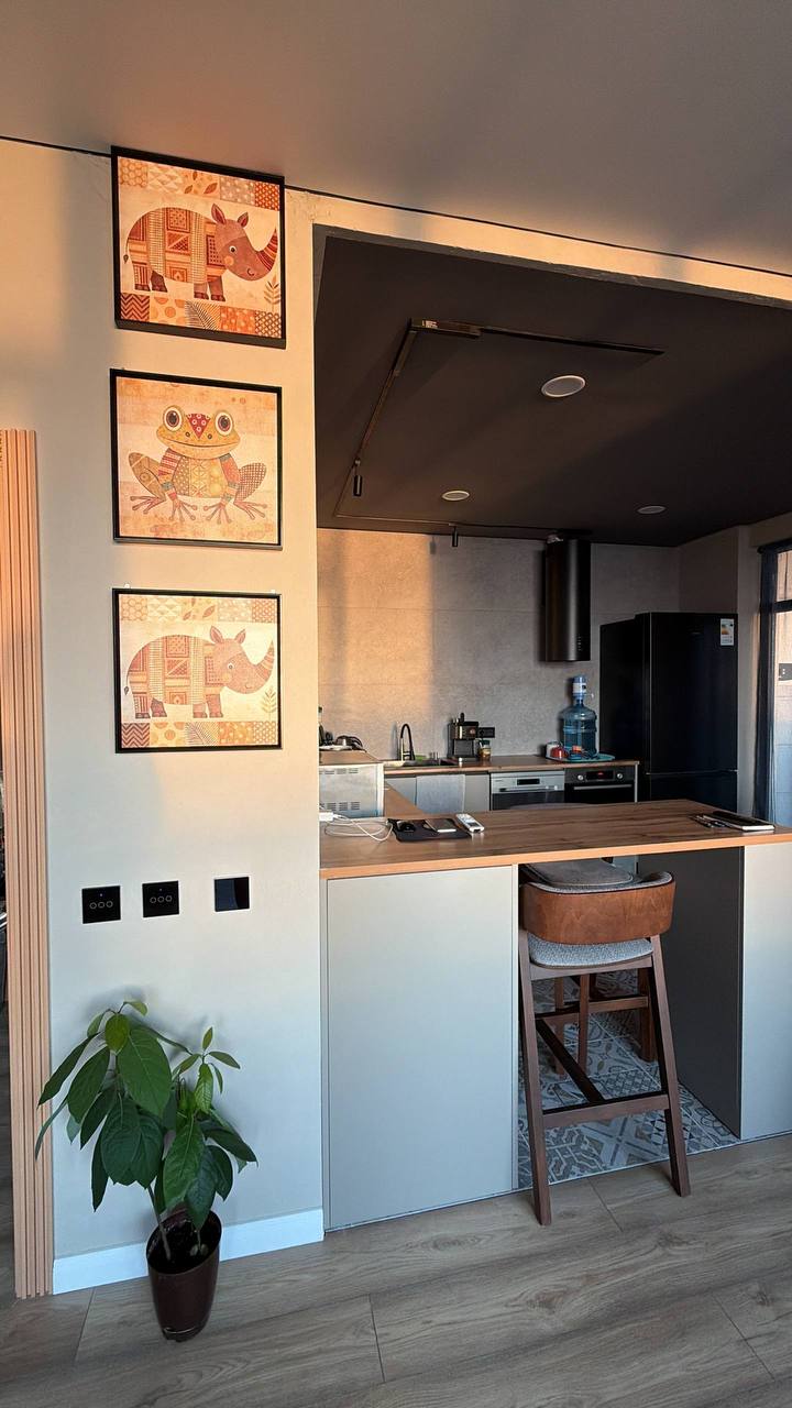 Appartamento di 81,2 m² con vista diretta sul mare in via Pirosmani 17 — Foto 5