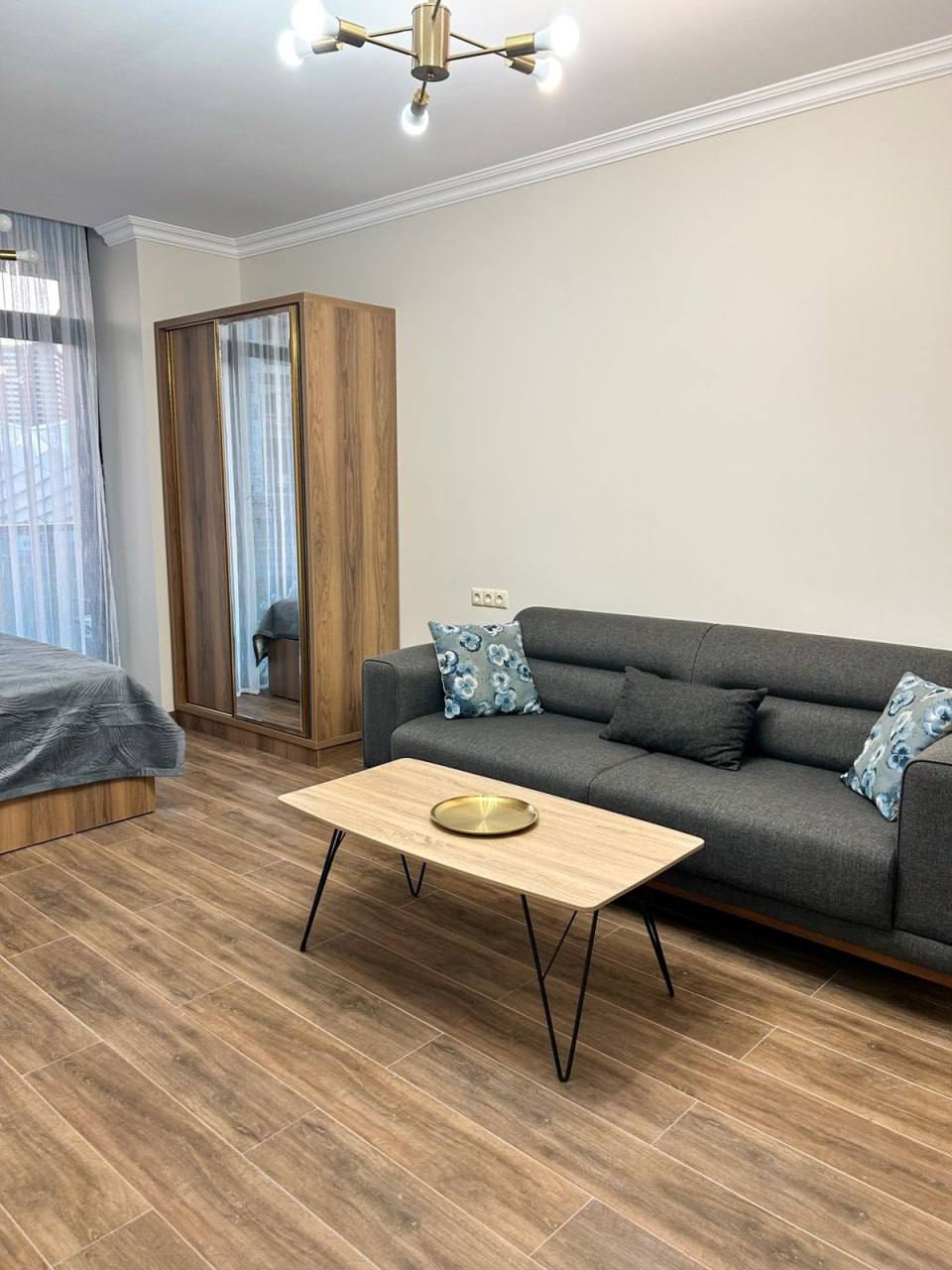 Студия в Bagrationi Residence с видом на Аллею Героев — Foto 3