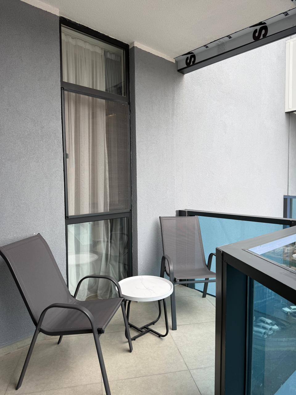 1+1-Wohnung in der Bagrationi Residence in Batumi — Foto 13